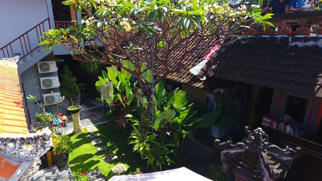 Radha Homestay Sanur  Exterior photo